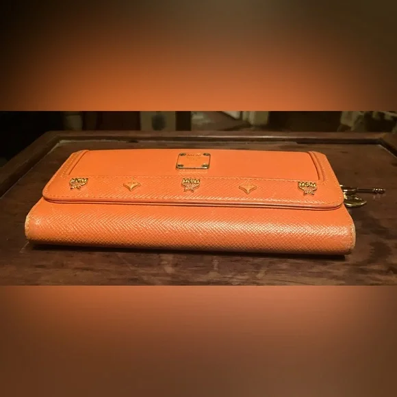 Authentic MCM Long Leather Wallet w/Charm - Picture 8 of 10